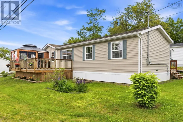 1 Sneezy Avenue, Lake Echo, Nova Scotia B3E1C4