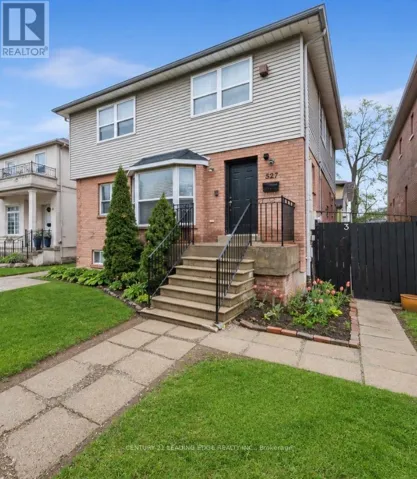 527 GLENGARRY AVENUE, Toronto (Bedford Park-Nortown), Ontario M5M1G2