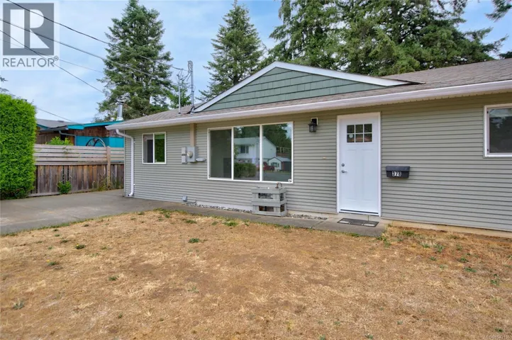 378 Denman St, Comox, British Columbia V9M3A8