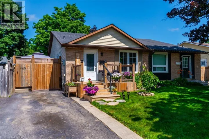 12 PONYTRAIL Drive, Brantford, Ontario N3P1J8