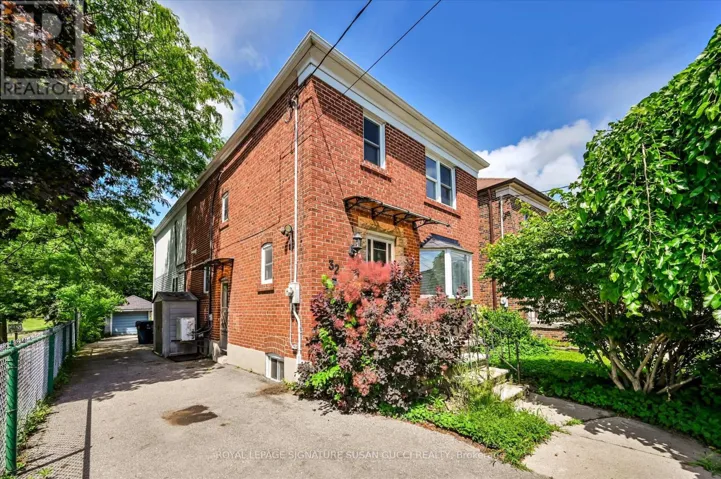 MAIN - 32 MARILYN CRESCENT, Toronto (O'Connor-Parkview), Ontario M4B3C6