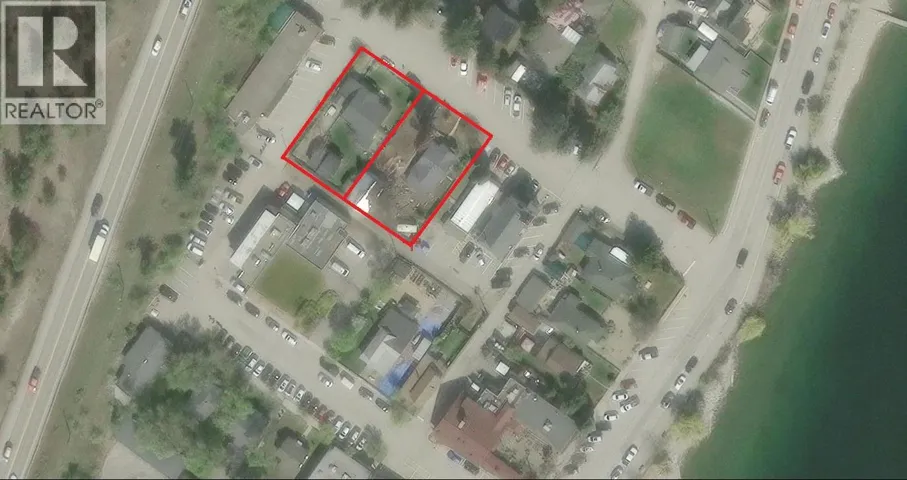 4433 4th Street, Peachland, British Columbia V0H1X6