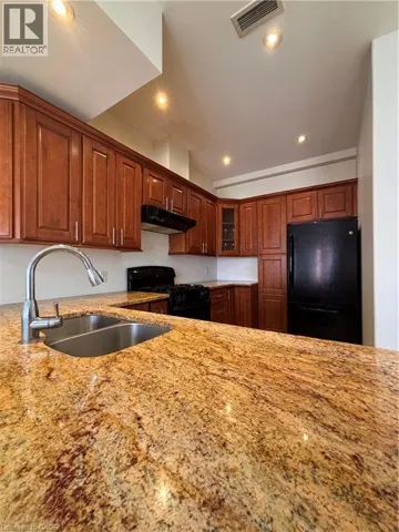 130 WELLINGTON Street N Unit# 201, Hamilton, Ontario L8R1N3