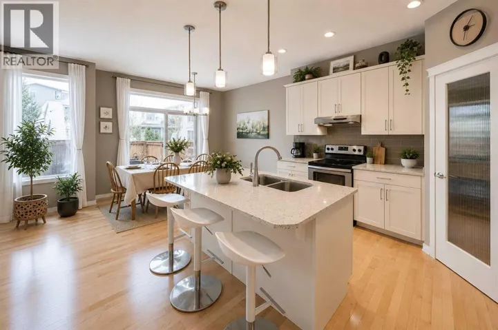 28 Cranarch Crescent SE, Calgary, Alberta T3M2J2