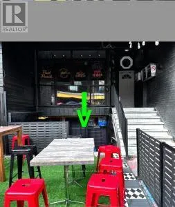 LOWER LEVEL - 198 AUGUSTA AVENUE, Toronto (Kensington-Chinatown), Ontario M5T2L6