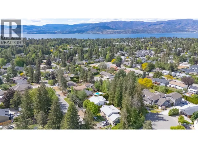 842 Raymer Road, Kelowna, British Columbia V1W1J8