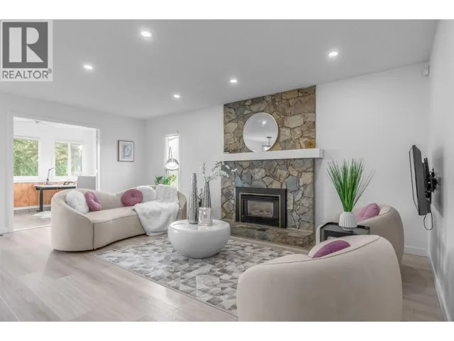 3515 RICHMOND STREET, Richmond, British Columbia V7E2W2