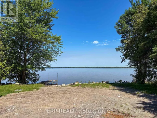 11 ENGINEER LANE, Horton, Ontario K7V3Z8