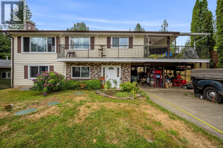 2560 Mabley Rd, Courtenay, British Columbia V9N9K2