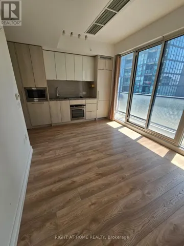 4308 - 115 BLUE JAYS WAY, Toronto (Waterfront Communities), Ontario M5V0N4