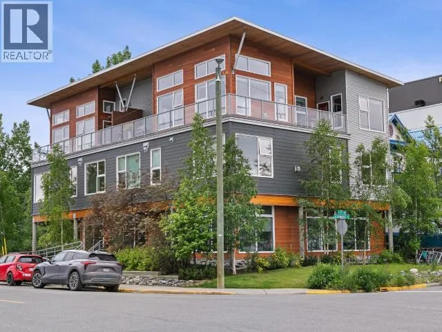 202-301 HAWKINS STREET, Whitehorse, Yukon Y1A1X5