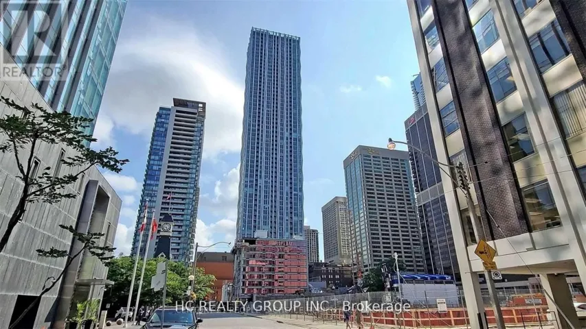 2701 - 1 YORKVILLE AVENUE, Toronto (Annex), Ontario M4W0B1
