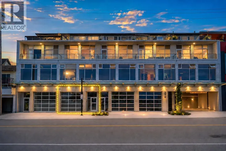 102 370 E ESPALANDE AVENUE, North Vancouver, British Columbia V7L1A4