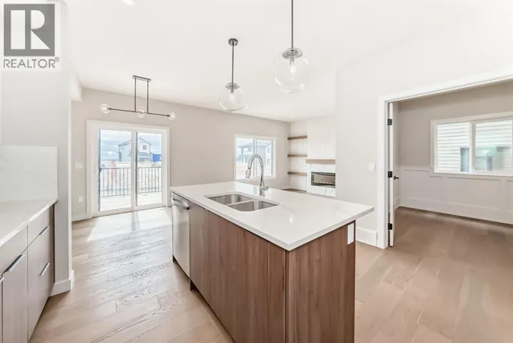4 Heritage Mews, Cochrane, Alberta T4C2J8