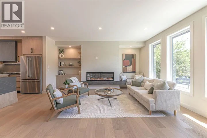 147 Heston Street NW, Calgary, Alberta T2K2C5