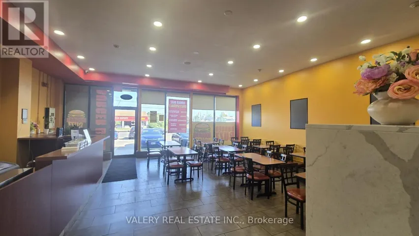 12A - 1125 DUNDAS STREET EAST STREET E, Mississauga (Applewood), Ontario L4Y2C3