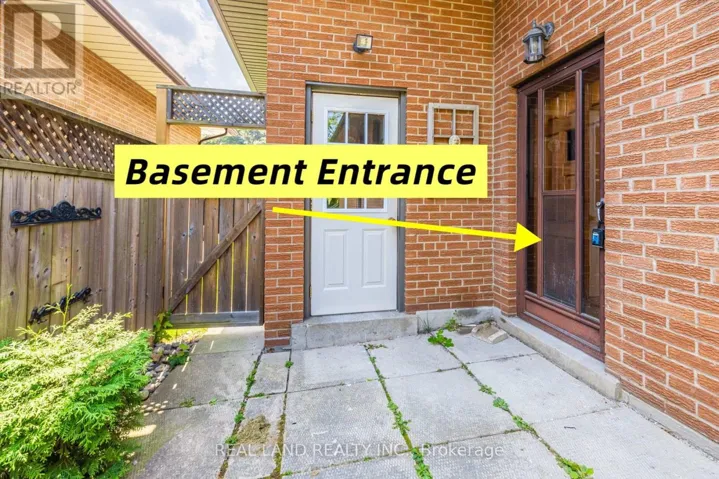 UPPER - 274 TIMOTHY COURT, Mississauga (Mineola), Ontario L5G2B4