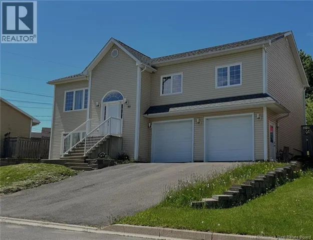 25 Helena Court, Fredericton, New Brunswick E3B0E2