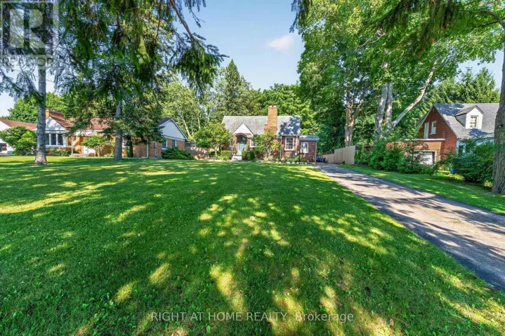 335 SUNSET DRIVE, Central Elgin, Ontario N5R3C6