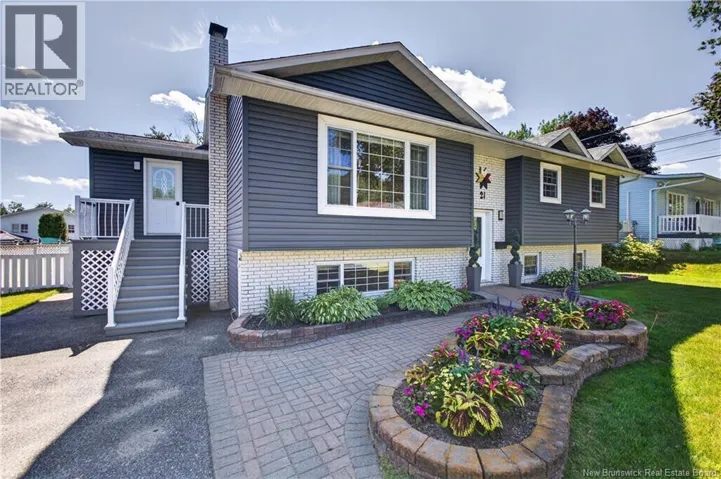 21 Adams Avenue, Miramichi, New Brunswick E1V3Y6