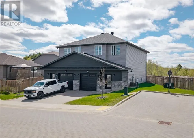 2279 Mallards Landing Drive Unit# 19, Sudbury, Ontario P3P6E5