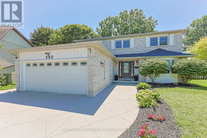 380 SELBY CRESCENT, Newmarket (Bristol-London), Ontario L3Y6E1