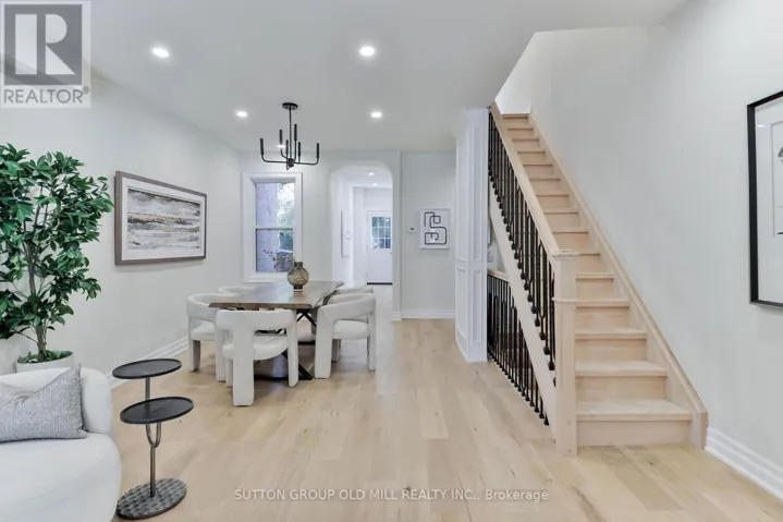 28 EASTMOUNT AVENUE, Toronto (Playter Estates-Danforth), Ontario M4K1V1