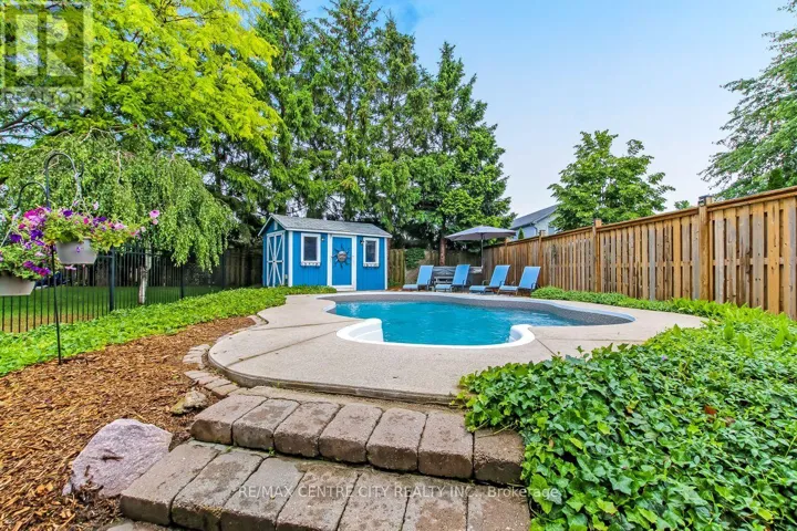 96 CARRIE CRESCENT, St. Thomas, Ontario N5R6C2