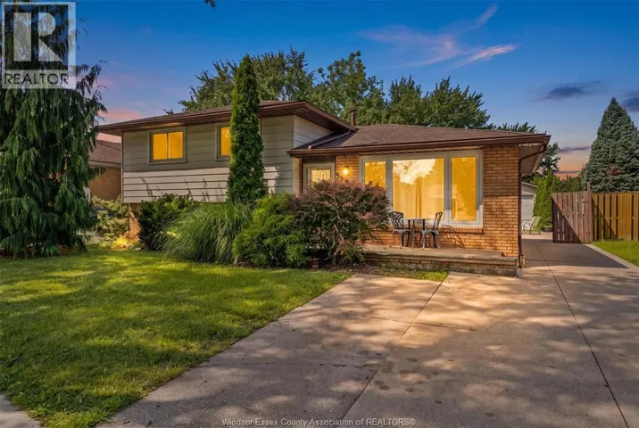 3285 ROSEBRIAR ROAD, Windsor, Ontario N8R1Y2