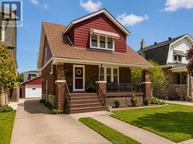 2306 LINCOLN ROAD, Windsor, Ontario N8W2R5