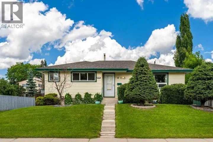 39 Maryvale Crescent NE, Calgary, Alberta T2A2V5