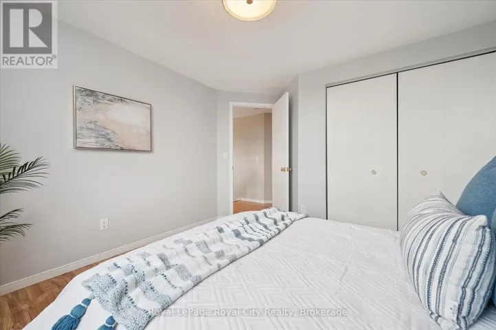 780