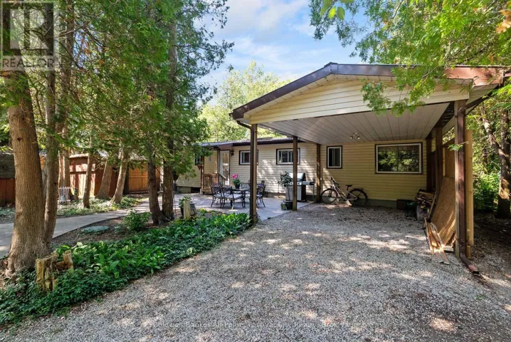149 HURON ROAD W, Huron-Kinloss, Ontario N2Z2X3
