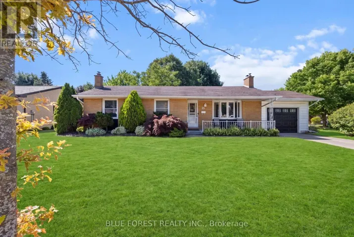 15 SOUTHLAND DRIVE, London South (South V), Ontario N6P1C2