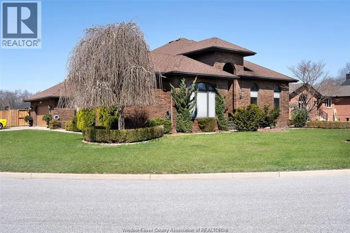 172 POINTE WEST DRIVE, Amherstburg, Ontario N9V3R6