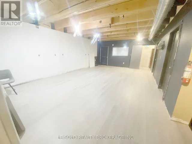 UNIT 4 - F - 117 RINGWOOD DRIVE, Whitchurch-Stouffville (Stouffville), Ontario L4A8C1