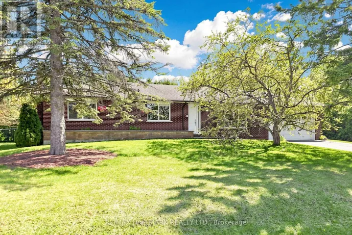 20 JASMINE CRESCENT, Whitchurch-Stouffville (Ballantrae), Ontario L4A3H4