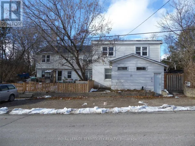 15 JOHN STREET, Halton Hills (Georgetown), Ontario L7G2J6