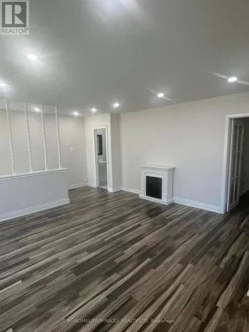 UPPER - 75 MCMURCHY AVENUE S, Brampton (Brampton South), Ontario L6Y1Y7
