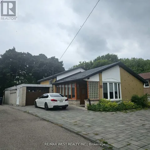 UPPER - 51 MONTERREY DRIVE, Toronto (Thistletown-Beaumonde Heights), Ontario M9V1S9