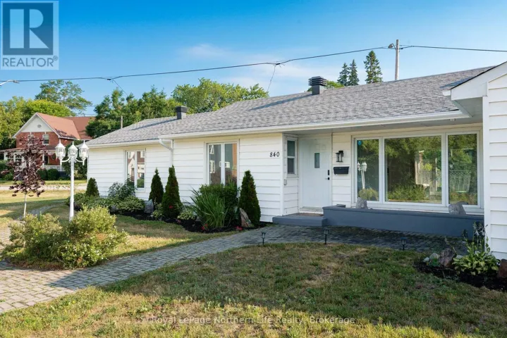840 MCLAREN STREET, North Bay (West End), Ontario P1B3L8
