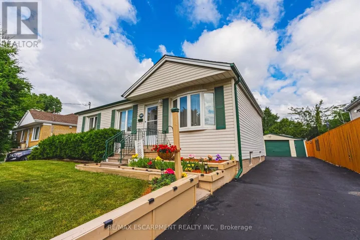 2345 GIBBON STREET, Burlington (Mountainside), Ontario L7P1G3
