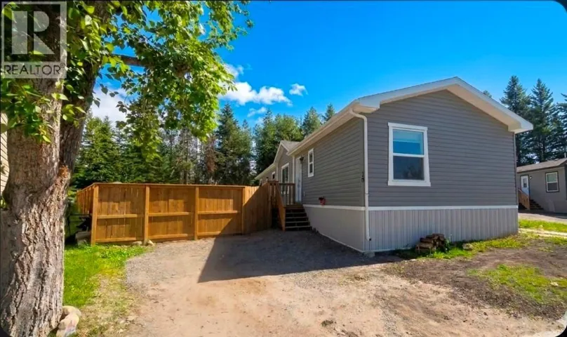 18 - 42 WILDERNESS HEIGHTS Drive, Elkford, British Columbia V0B1H0