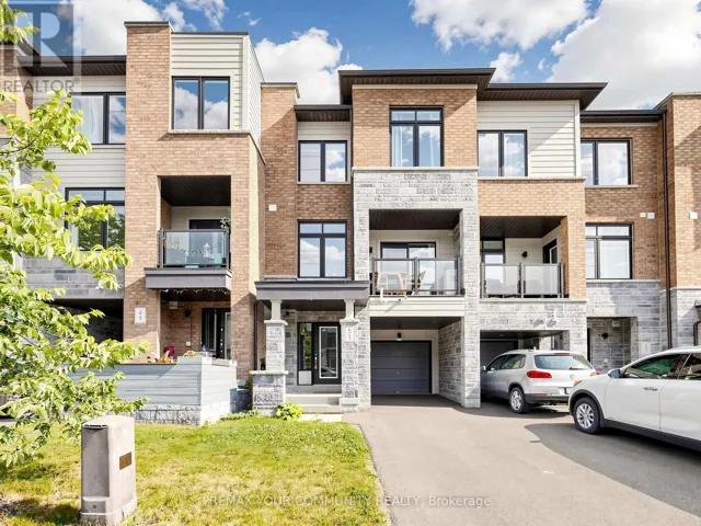 51 VANTAGE LOOP, Newmarket (Woodland Hill), Ontario L3X0K9