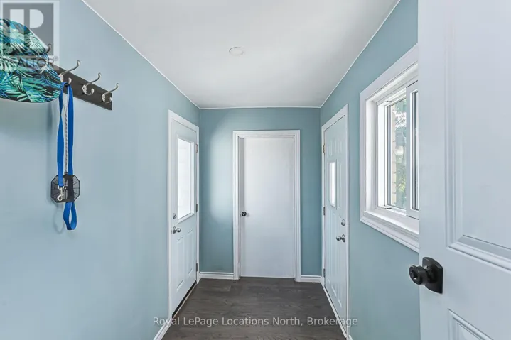 780