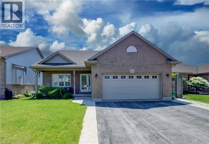 18 CHERRY Avenue, Smithville, Ontario L0R2A0