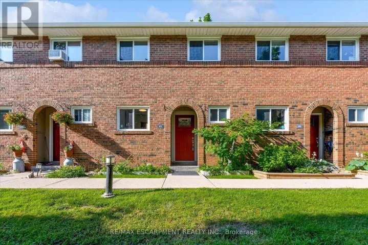 41 - 125 LIVINGSTON AVENUE, Grimsby (Grimsby West), Ontario L3M4S5