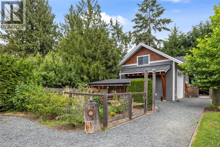 238 Bagshaw St, Parksville, British Columbia V9P2H1