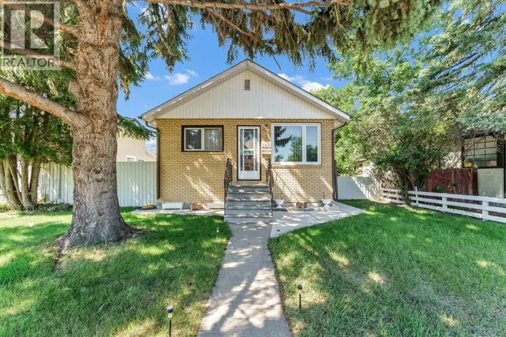 162 2 Street NE, Medicine Hat, Alberta T1A5K9