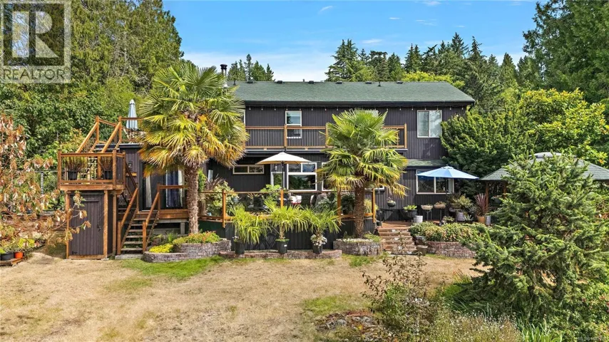 11007 Cedar Lane, North Saanich, British Columbia V8L5R1
